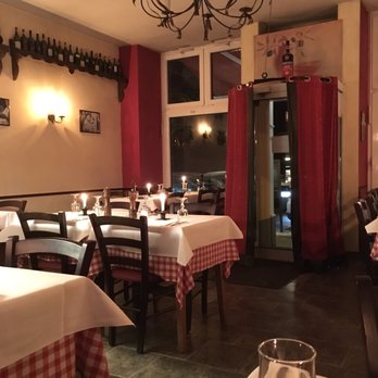 Bocca del Buon Gusto - Noch ist es leer. Gleich kommen die Gäste mit Reservierung. - Italian Near Me - Berlin, BE