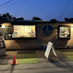 Dawn Patrol Coffee - View from the street