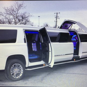 Austin Elite Transportation - 20 Passenger Cadillac   with Wind door 512-362-8600 - Limos Near Me - Pflugerville, Texas