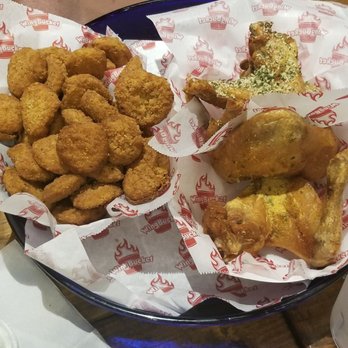 WingBucket - Fried Pickles, Sour Cream and Garlic wings and Garlic Parmesan wings - Chicken Wings Near Me - Richardson, Texas