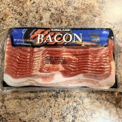 This is an almost perfect pack of bacon. I love you Kirkland Brands!!