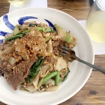 Be More Thai Restaurant - Pad See Ew - Thai Near Me - Baltimore, Maryland Be More Thai Restaurant - Pad See Ew - Thai Near Me - Baltimore, Maryland