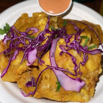 Cali N Tito's at La Puerta del Sol - Tostones were very good. The dipping sauce was yummy. - Peruvian Near Me - Athens, Georgia