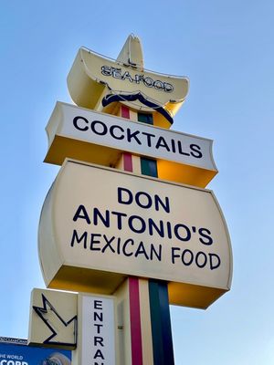 Don Antonio's by null