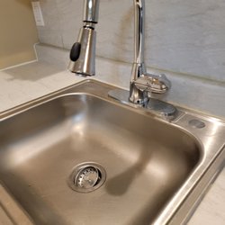 Properties By Landmark - I'm not sure how anyone would say this sink is clean. It obviously filthy.