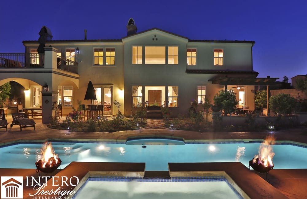 ADRIAN HERNANDEZINTERO REAL ESTATE SERVICES Contact Agent 13