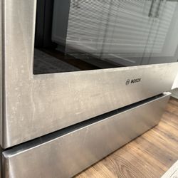 Castle Keepers House Cleaning of Greenville - Oven after "deep" cleaning
