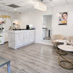 Avanti Laser Clinic - Avanti Laser Clinic Interior and Reception Area