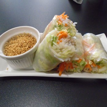 Ginger Cafe - Spring rolls with dipping sauce. - Chinese Near Me - Ramsey, Minnesota