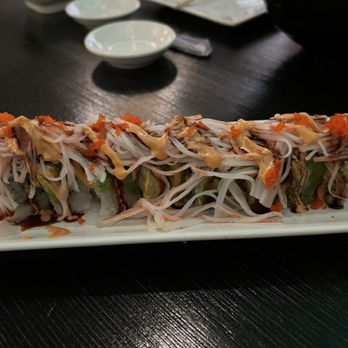 Aki Sushi - Fantastic Dragon Roll - Sushi Bars Near Me - Englewood, Colorado Aki Sushi - Fantastic Dragon Roll - Sushi Bars Near Me - Englewood, Colorado