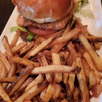 Crawford's Food and Spirits - Buttermilk fried Chicken Sandwich with fries - Pubs Near Me - Chicago, Illinois