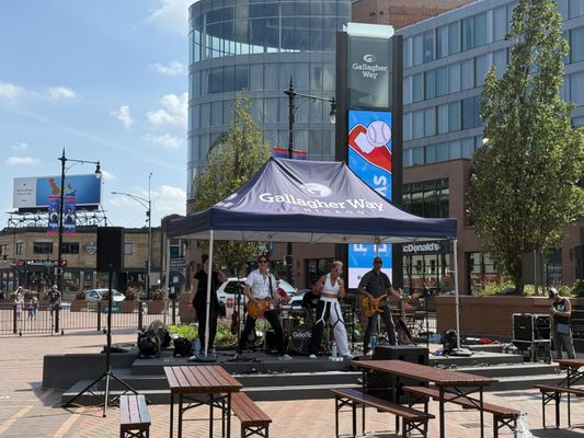 Gallagher Way by null