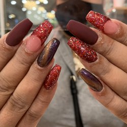 Xo Nails - Mix nails w litter