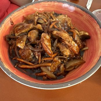 Lapana Asian Cuisine - Mongolian Chicken with noodles. - Chinese Near Me - Lone Oak, Texas Lapana Asian Cuisine - Mongolian Chicken with noodles. - Chinese Near Me - Lone Oak, Texas