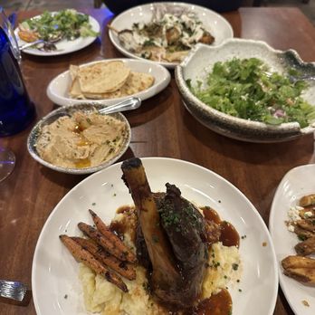 Tony's Taverna - Lamb - Burgers Near Me - Three Rivers, California