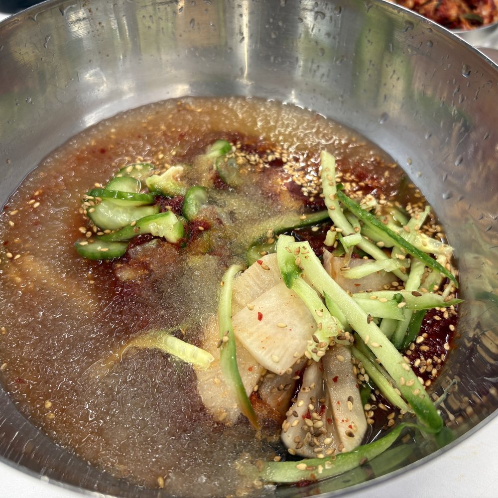 Yoo's Place - Naengmyun - Sliced Beef & Vegetables over Noodles with Spicy Sauce - Korean Near Me - Irvine, California