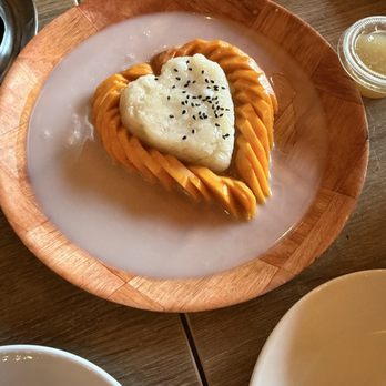 New Thai Bistro - Mango Sticky Rice - Thai Near Me - Pleasanton, California New Thai Bistro - Mango Sticky Rice - Thai Near Me - Pleasanton, California