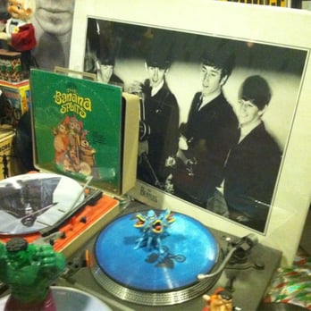 North Street Records - Lots of collectable stuff. - Music & DVDs Near Me - Normal, Illinois