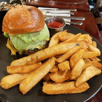 SHUCKERS OYSTER BAR - Grilled American Wagyu Burger* - New American Near Me - Seattle, Washington