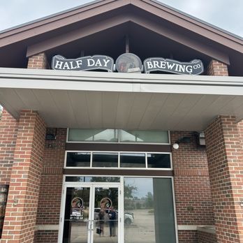 Half Day Brewing - Front entrance - Pubs Near Me - Lincolnshire, Illinois