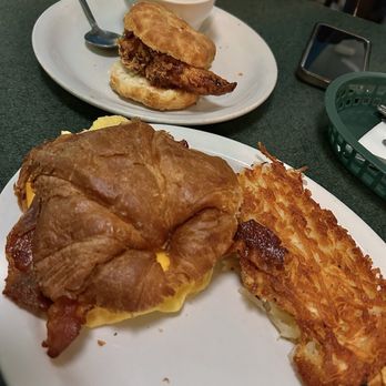 Metro Diner - Diners Near Me - Huntersville, North Carolina Metro Diner - Diners Near Me - Huntersville, North Carolina