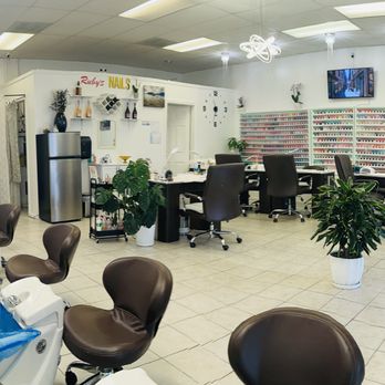 Rubys Nail Salon - Nail Salons Near Me - Kent, Washington Rubys Nail Salon - Nail Salons Near Me - Kent, Washington