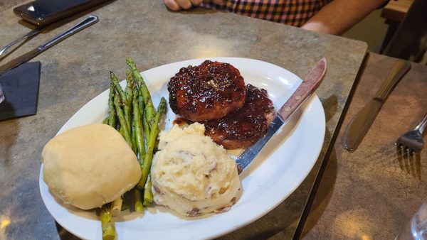 Dawson's On Main by null