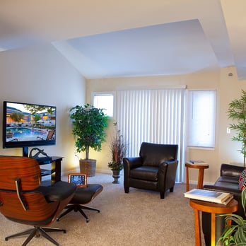 Appleton Square - Living Room - Apartments Near Me - Methuen, Massachusetts
