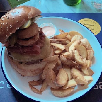 Lelena Burger - Burgers Near Me - Aversa, CE Lelena Burger - Burgers Near Me - Aversa, CE