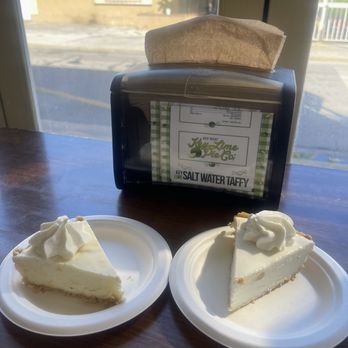 Key Lime Pie Bakery - Mango + original extra tart key lime pie - Desserts Near Me - Key West, Florida