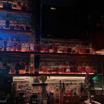 Best Intentions - Dive Bars Near Me - Chicago, Illinois