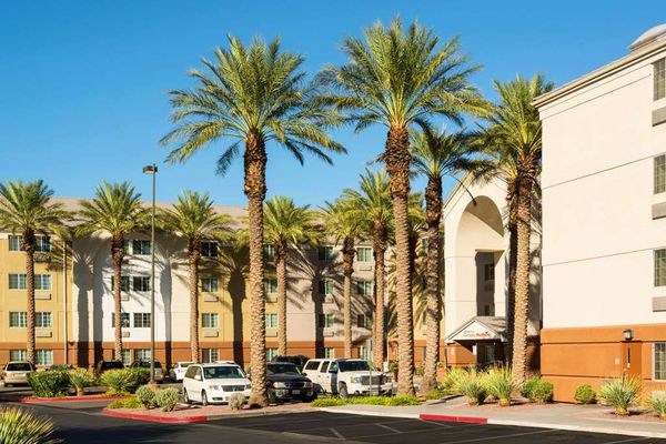 Sonesta Simply Suites Las Vegas Convention Center by null