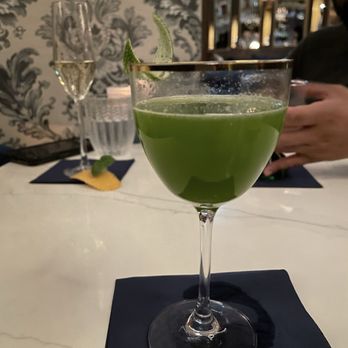 C Suite - Cocktail Bars Near Me - Toronto, Ontario