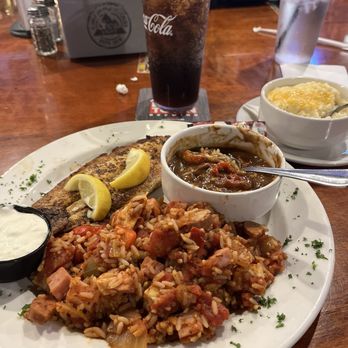 Buzzard Billy's - GF Jambalaya, Chicken & Sausage Gumbo, Catfish Filet, cheesy grits! - Cajun/Creole Near Me - Des Moines, Iowa Buzzard Billy's - GF Jambalaya, Chicken & Sausage Gumbo, Catfish Filet, cheesy grits! - Cajun/Creole Near Me - Des Moines, Iowa