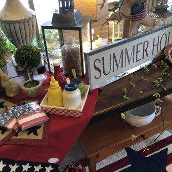 1. Heritage House Gifts