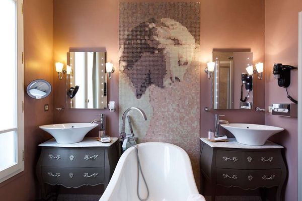 Hotel & Spa Le Grand Monarque Chartres by null