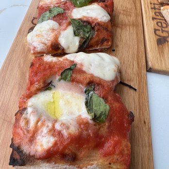 Gelati & Peccati - Margarita Pizza - Pizza Near Me - Encinitas, California