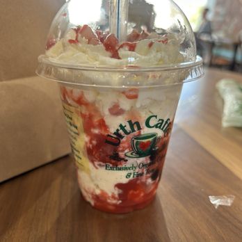 Urth Caffe - Strawberry boba affogato - Coffee & Tea Near Me - Henderson, Nevada
