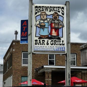 Brewskie's Bar & Grill - Outside sign on the street. - Bars Near Me - Utica, Minnesota Brewskie's Bar & Grill - Outside sign on the street. - Bars Near Me - Utica, Minnesota