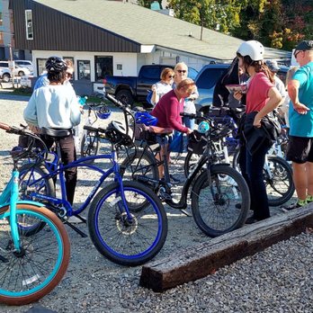 The Flying Bike - Out group. - Bike tours Near Me - Asheville, North Carolina