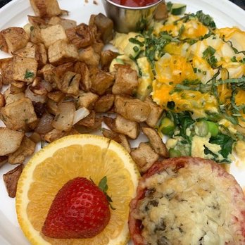Bahia Resort Hotel - veggie scramble, delicious - San Diego, CA