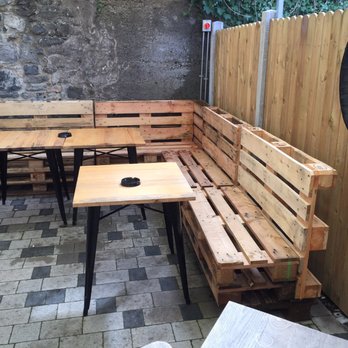 Sullivan's Brewing Company - Love the pallet furniture in the outdoor covered beer garden - Breweries Near Me - Kilkenny, KK Sullivan's Brewing Company - Love the pallet furniture in the outdoor covered beer garden - Breweries Near Me - Kilkenny, KK