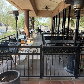Wildberries - Outside dining - Breakfast & Brunch Near Me - Mesa, Arizona Wildberries - Outside dining - Breakfast & Brunch Near Me - Mesa, Arizona