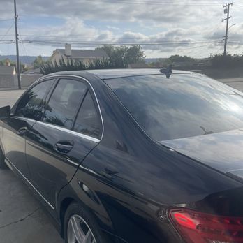 323 Kuztoms - Back passenger and Rear window - Car Window Tinting Near Me