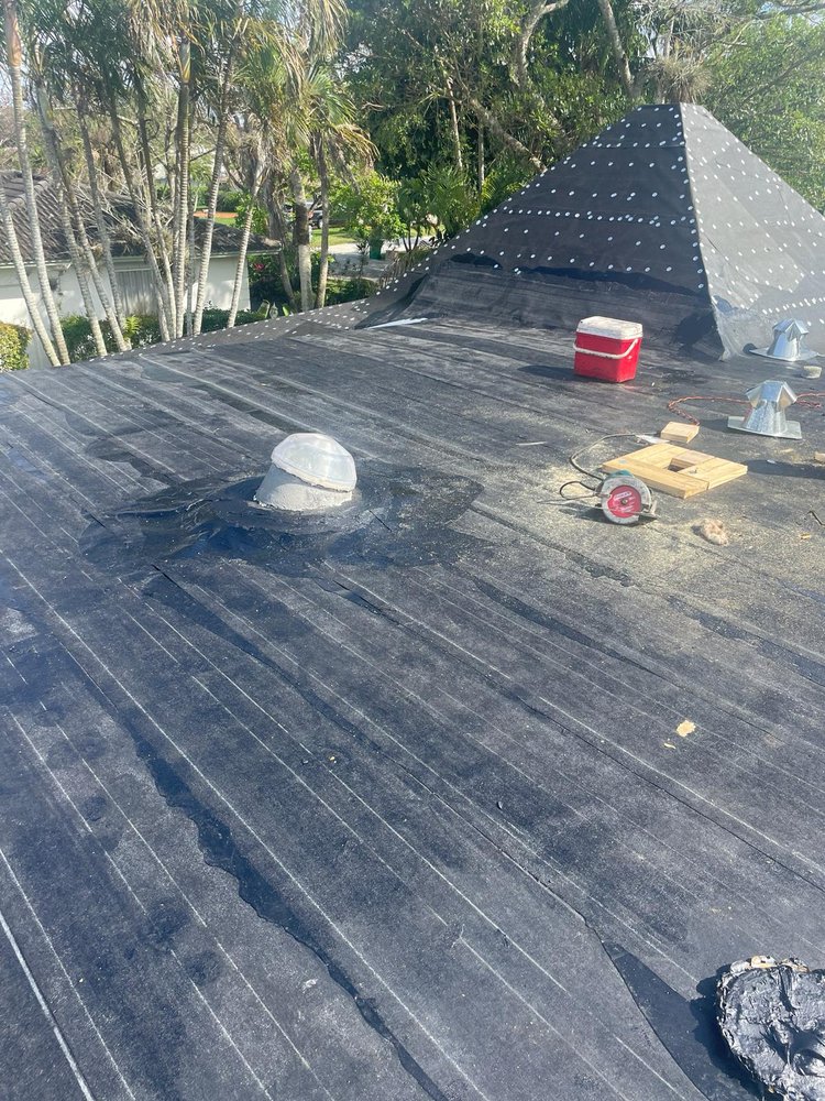 Slide of Borja’s Roofing