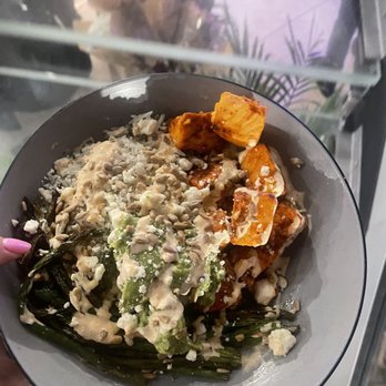 Julia & Henry's - Food Court Near Me - Miami, Florida