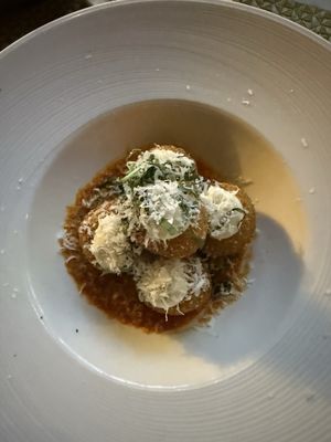 Serafina Seaport by null