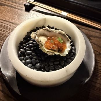 1033 Omakase - Oyster - Wine Bars Near Me - Milwaukee, Wisconsin
