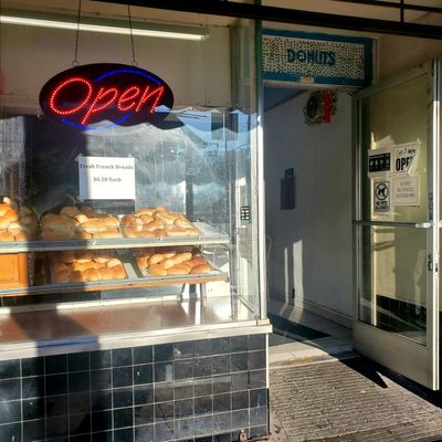 Grand Mission Donuts & Bakery by null