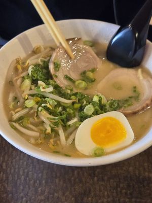 Tosh's Ramen-State Street by null